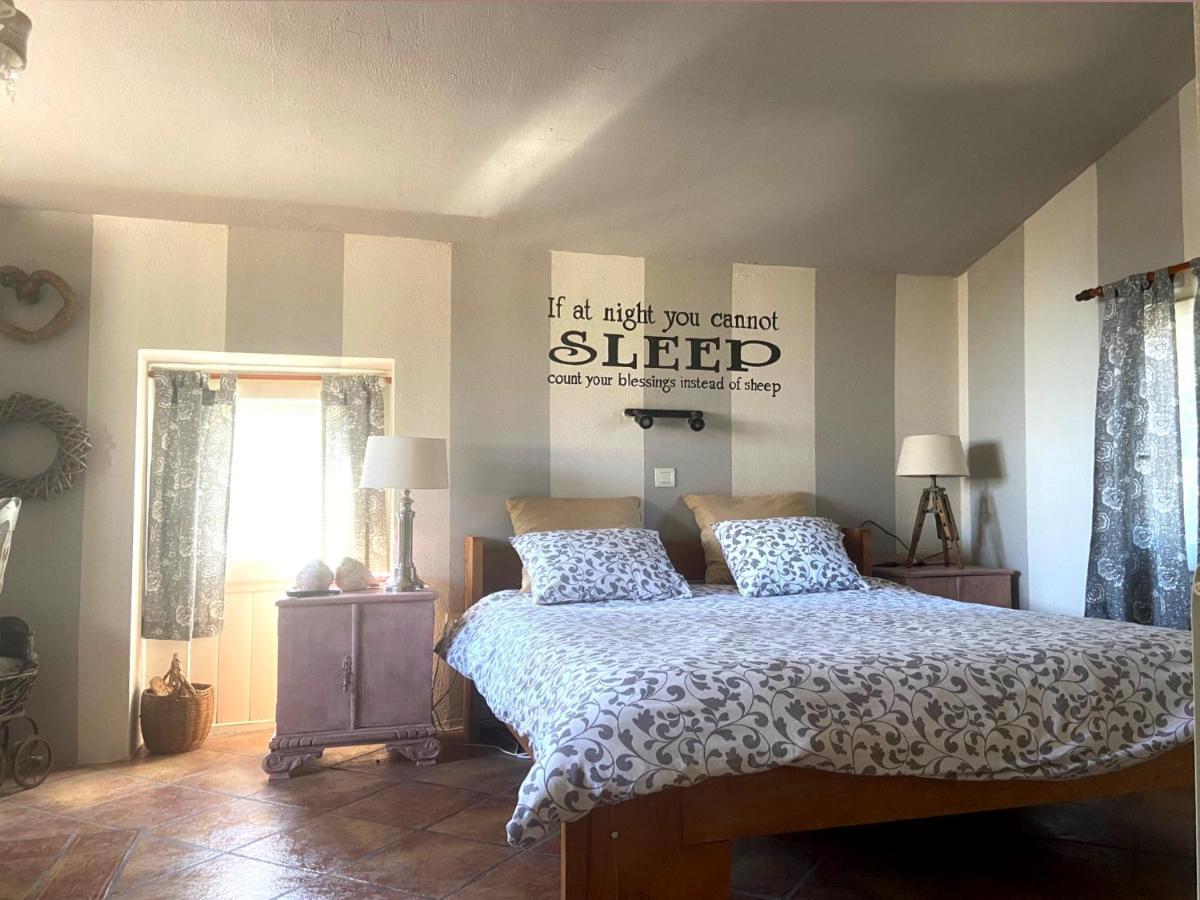 Maspitra B&B 베살루 외부 사진